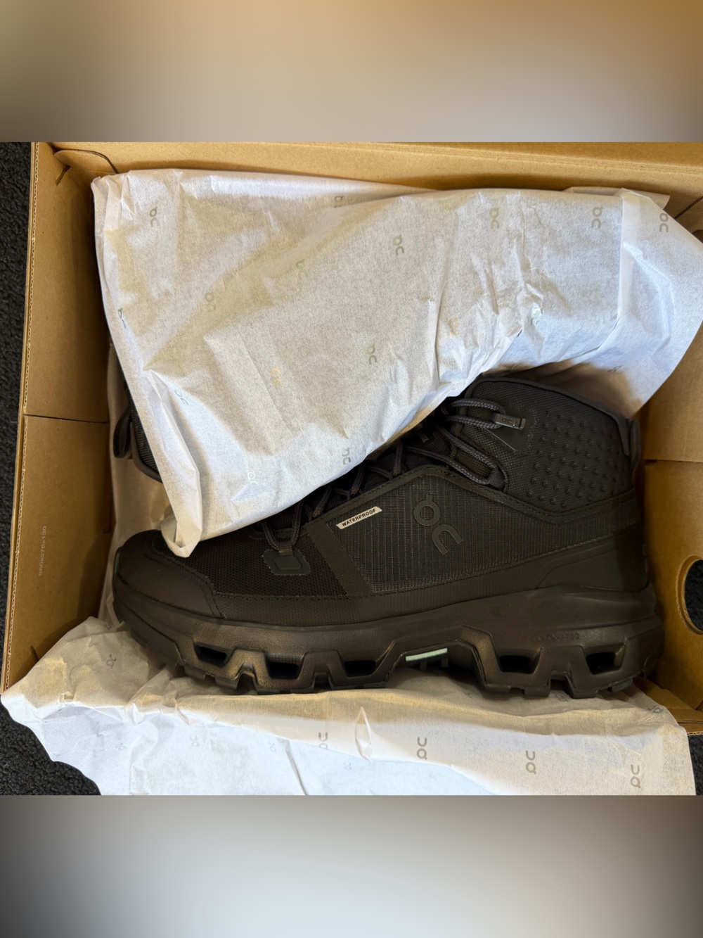On Clouds - Cloudrock Mid Waterproof Men's Hiking Boot - Black
